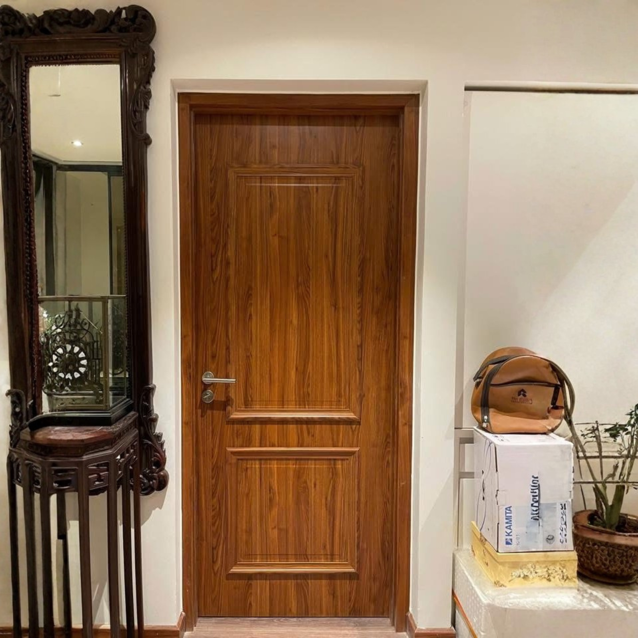 Cửa nhựa Composite 4 21 1