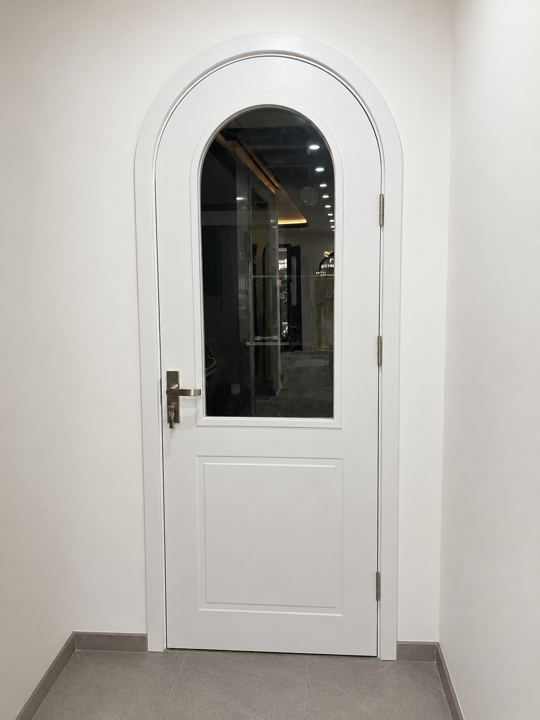 Cửa nhựa Tokyodoor vòm có ô kính